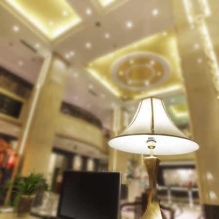 Yutong Hotel Guangzhou Exteriör bild