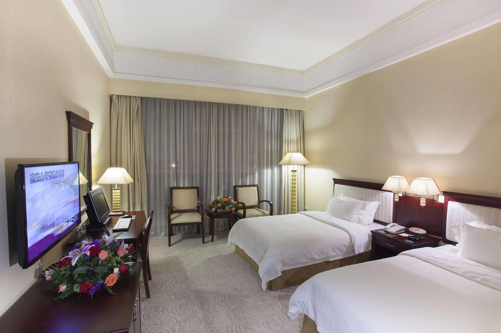 Yutong Hotel Guangzhou Exteriör bild